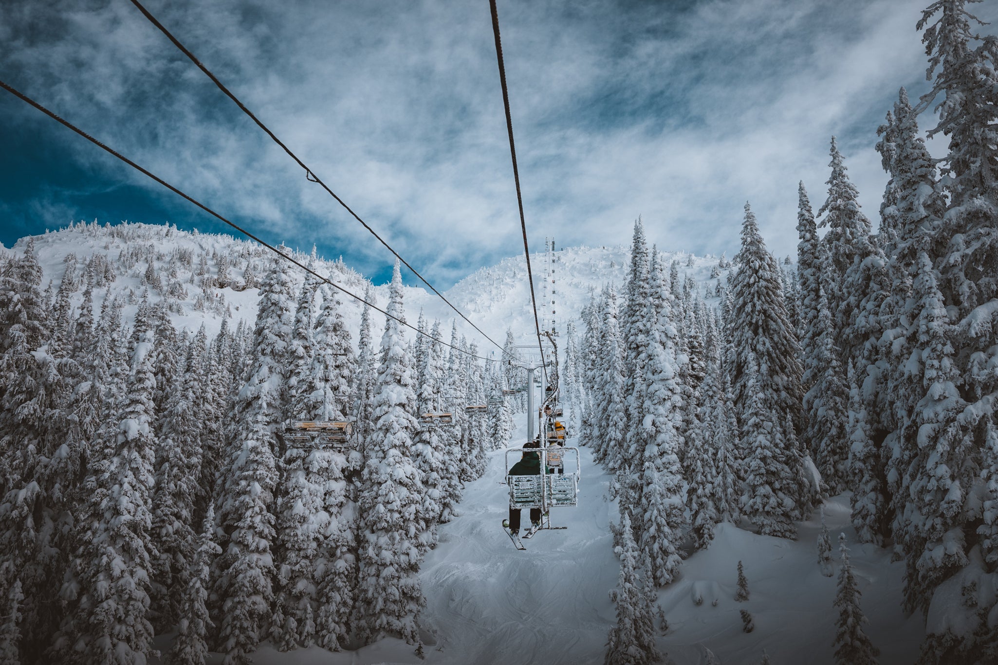 CANADA'S POWDER HIGHWAY