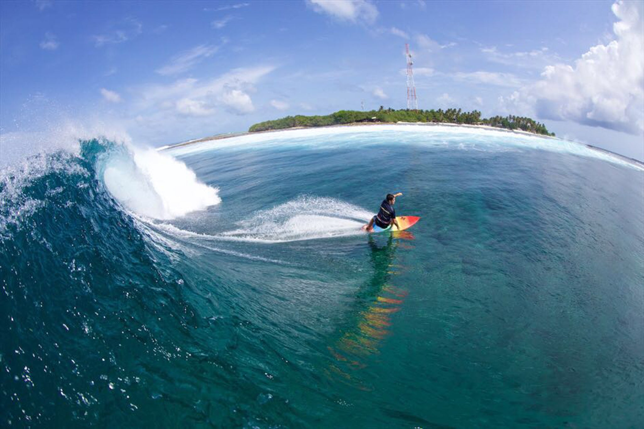 MALDIVE: SURF CLINIC NEGLI ATOLLI CENTRALI