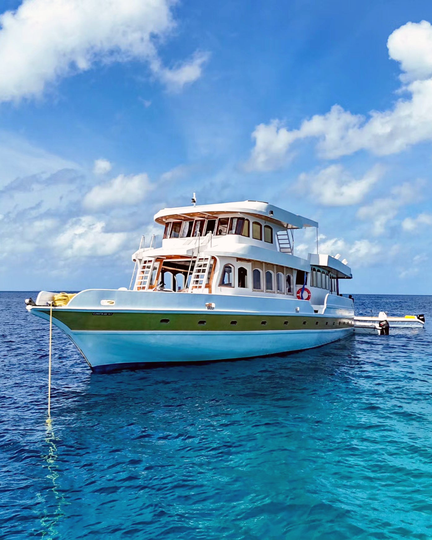 MALDIVE: SURF CLINIC NEGLI ATOLLI CENTRALI